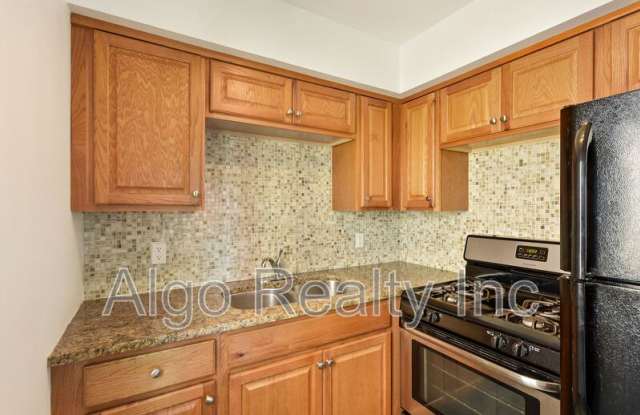 729 East 16th Street - 5 photos photos 729 East 16th Street - 5 photos photos