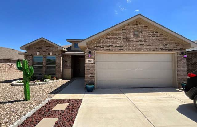 2408 Outlaw CT - Beautifully Updated 3/2/2 With Super Landscaping! photos photos