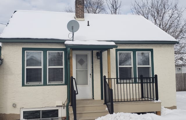 448 2nd Ave S - 448 2nd Avenue South, South St. Paul, MN 55075