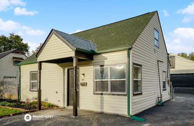 981 Exeter Road Gallery 4