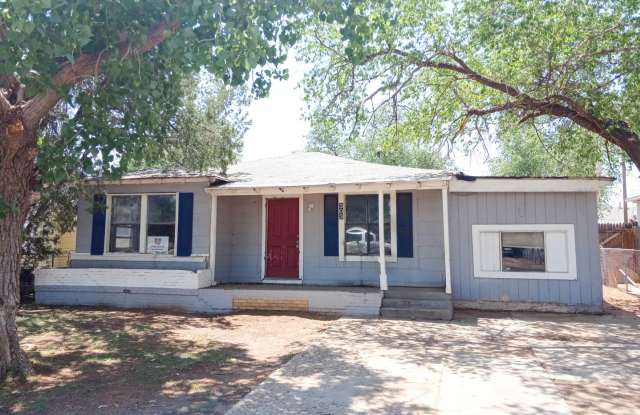 $0 First Month's Rent / $0 Deposit at Move-in photos photos