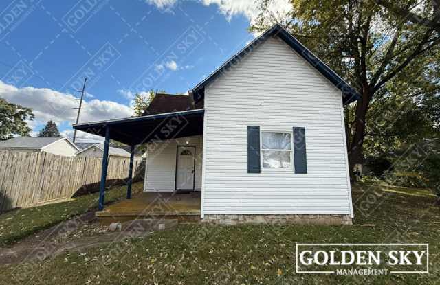 1009 West Memorial Drive - 1009 West Memorial Drive, Muncie, IN 47302