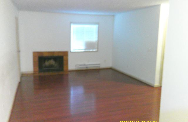 2 BR, 2 Bath Condo on Tripp Dr in Reno. photos photos