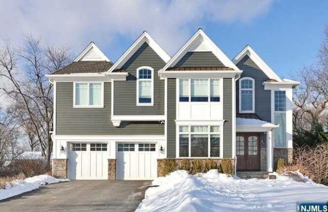 14 Graham Place photos photos