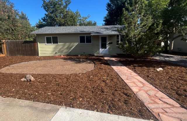 Light-Filled 3-Bedroom Home in Desirable North Boulder Gallery 1