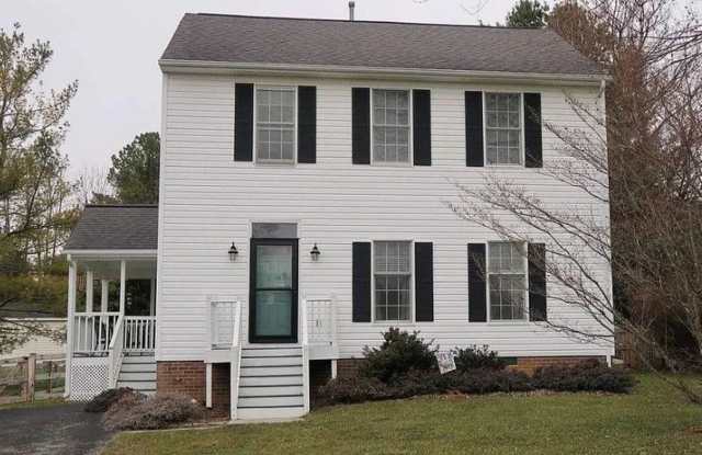 3 Bedroom 2.5 Home in Christiansburg! photos photos