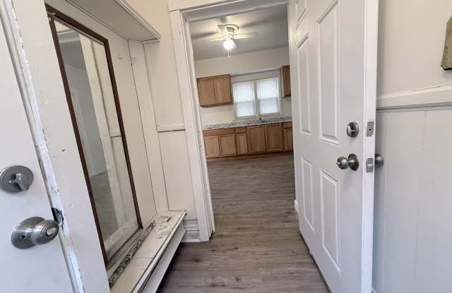 4612 South Paulina Street - 2 photos photos