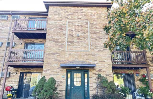 1364 N Geneva Drive Gallery 1