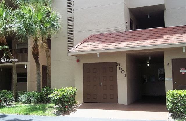 9501 SEA GRAPE - 9501 Seagrape Dr, Davie, FL 33324