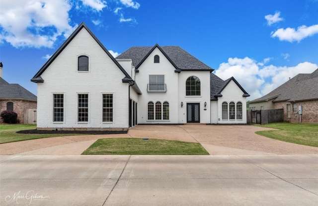 189 Captain HM Shreve Boulevard photos photos