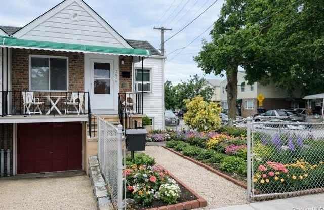 2826 Philip Avenue photos photos