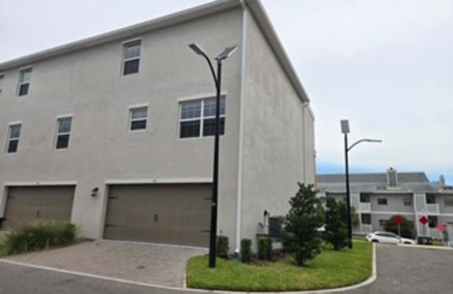 SPACIOUS 4-BEDROOM, 3.5-BATH TOWNHOME IN TAMPA – BUILT IN 2025! Gallery 4