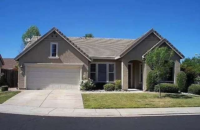 Single Story Home in Roseville on a Corner Lot with New Luxury Vinyl Flooring No Carpet! photos photos