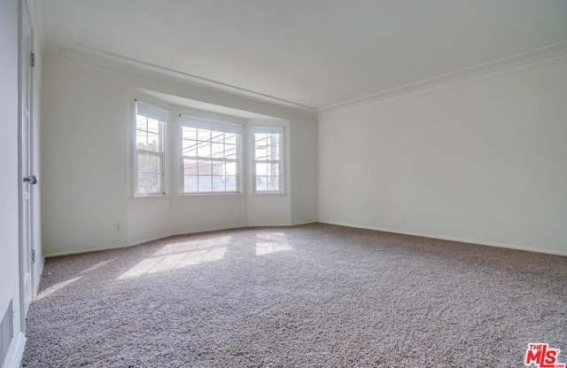 1253 South CRESCENT HEIGHTS Gallery 2