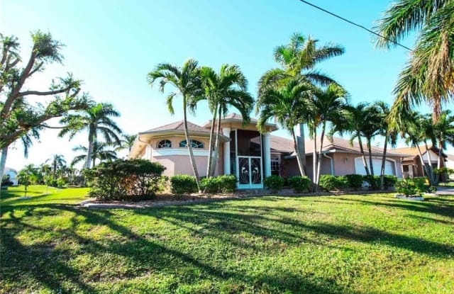928 SE 33rd ST - 928 Southeast 33rd Street, Cape Coral, FL 33904