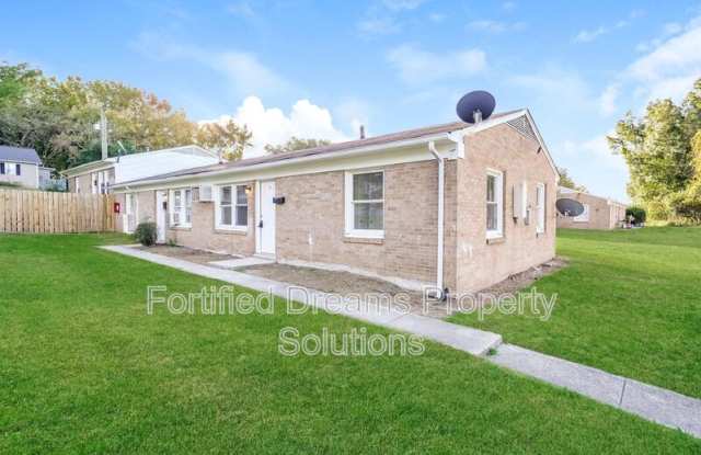 900 Lowdermilk St - 900 Lowdermilk Street, Greensboro, NC 27401