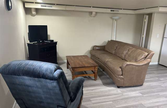 1109 Alder Street - 1109 Alder Street, Rawlins, WY 82301