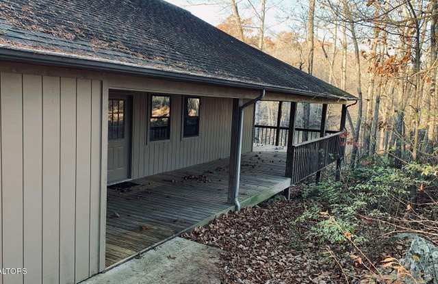 530 Turner Lake Tr Gallery 2
