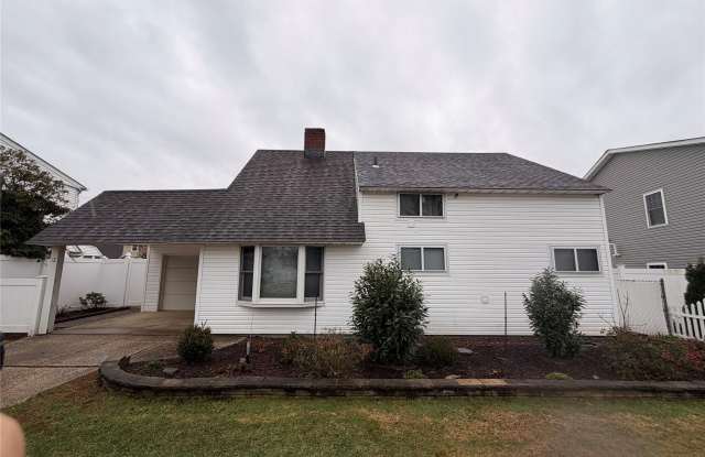 12 Elves Lane photos photos