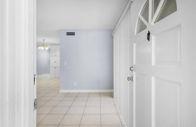 333 SE Martin Avenue unit: 1A photos photos