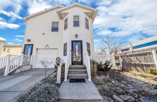 272 E Harrison Street unit: 1 photos photos