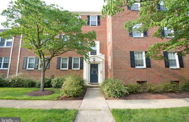 6628 E WAKEFIELD DRIVE - 6628 West Wakefield Drive, Fairfax County, VA 22307