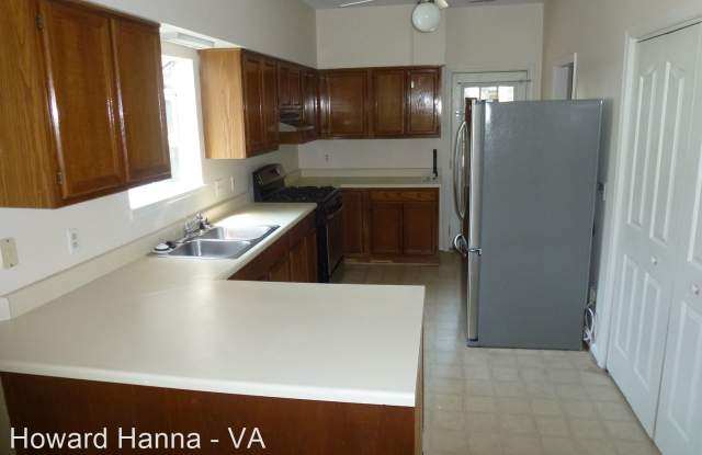 2301 Paragon Court Gallery 2