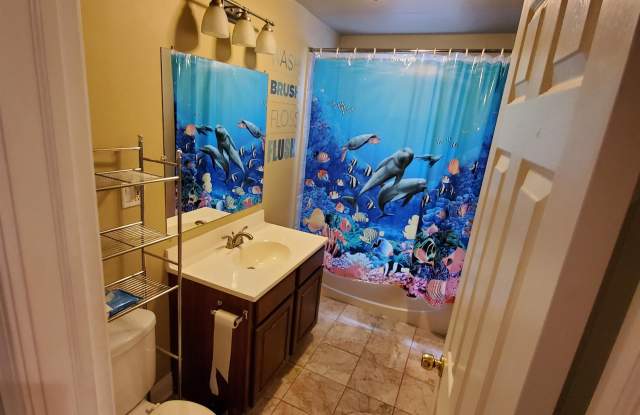 7029 South Merrill Avenue - 2S, Unit 4 Gallery 4