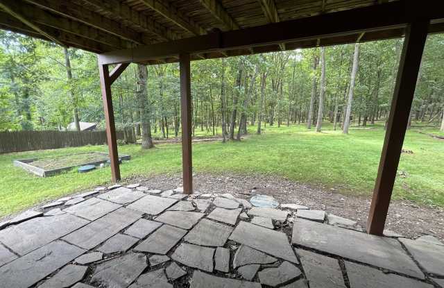 160 Ridge Drive Gallery 4