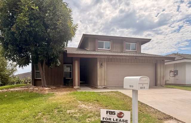 Large Home on Cul-de-Sac! Gallery 1