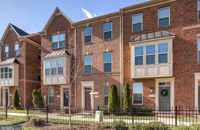 912 S MACON STREET - 912 S Macon St, Baltimore, MD 21224