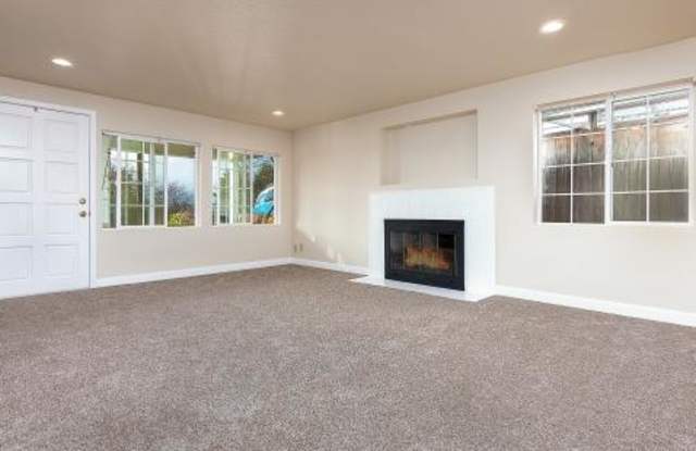 9230 23rd Ave SW Gallery 4