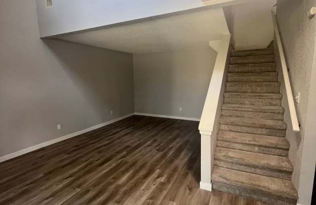 Charming Arvada Townhome with Private Patio & Modern Amenities Gallery 4