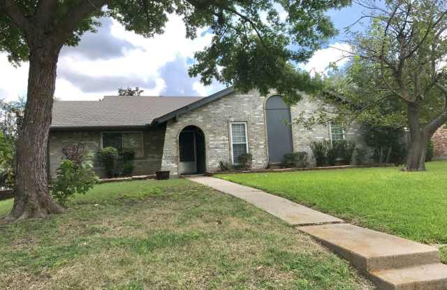 1729 BLOSSOM TRAIL Gallery 3