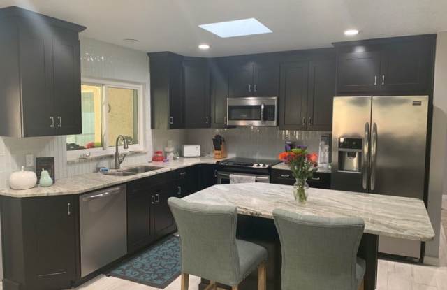 626 Iris St - 626 Iris Street, Altamonte Springs, FL 32714
