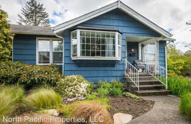 4058 41st Ave SW - 4058 41st Avenue Southwest, Seattle, WA 98116