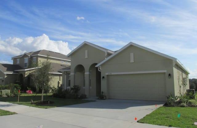 2292 Natoma Blvd - 2292 Natoma Blvd, Mount Dora, FL 32757