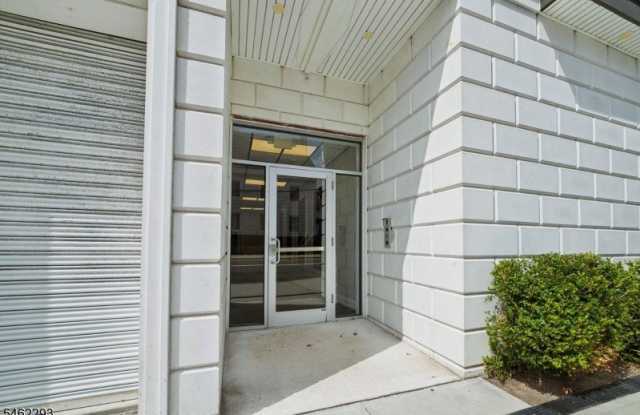 226 Morris Ave Unit 111 Gallery 2
