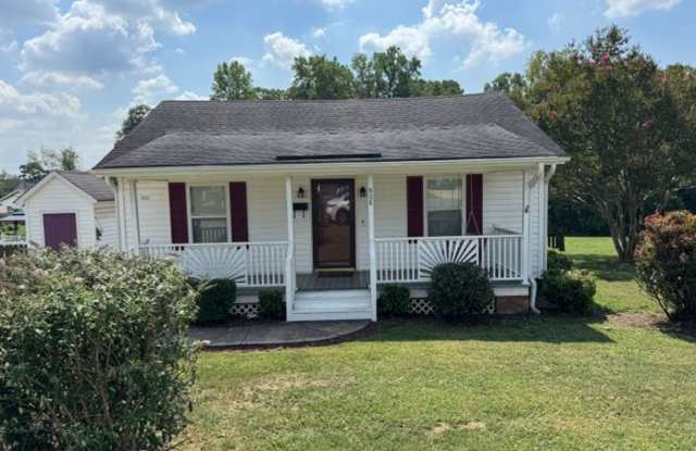 Available to Show - Move In Ready on October 1st photos photos