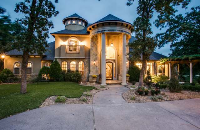 817 Carrie Court Gallery 2