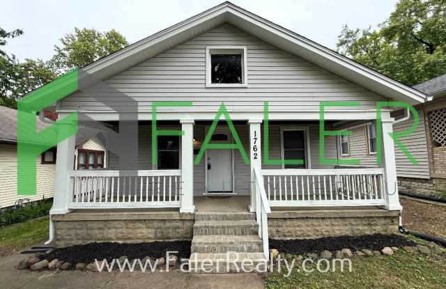Adorable 2-Bedroom Bungalow photos photos