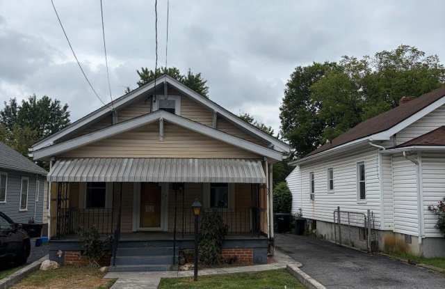 32 JACKSON Avenue Gallery 1