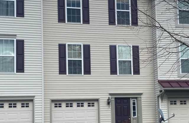 3 Bedroom Amberleigh Townhouse – 642 Valentine Hill Rd., Bellefonte, PA photos photos 3 Bedroom Amberleigh Townhouse – 642 Valentine Hill Rd., Bellefonte, PA photos photos