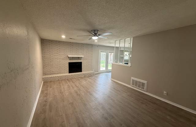 11802 E 62nd Pl Gallery 2