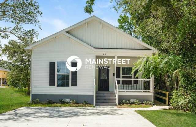 851 17th Avenue South Gallery 1