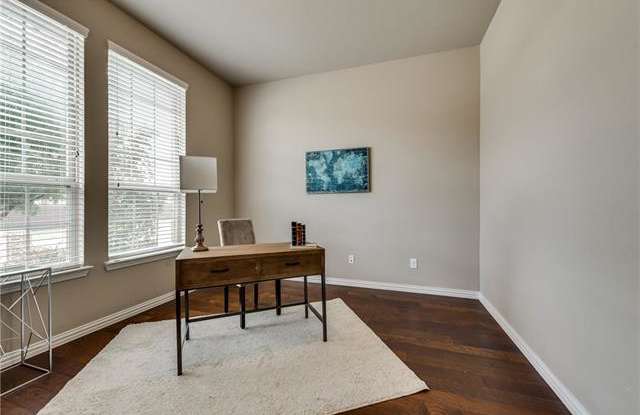 10812 Casmir Drive Gallery 3