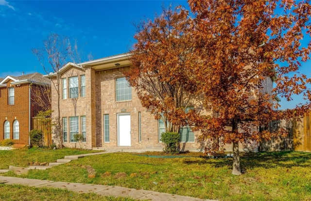 7610 Coral Way - 7610 Coral Way, Rowlett, TX 75088