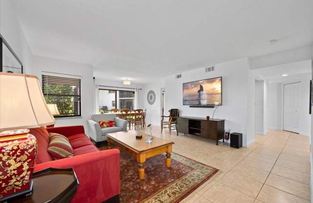 12660 Shoreline Drive Gallery 3