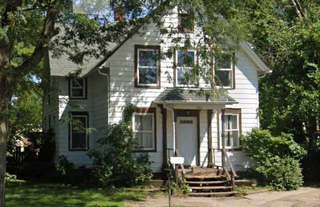 1322 S 6th St photos photos