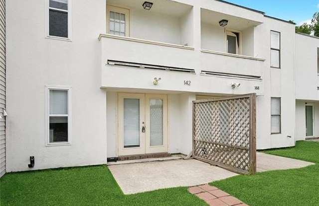 142 ST. CROIX Drive - 142 Saint Croix Drive, Mandeville, LA 70448